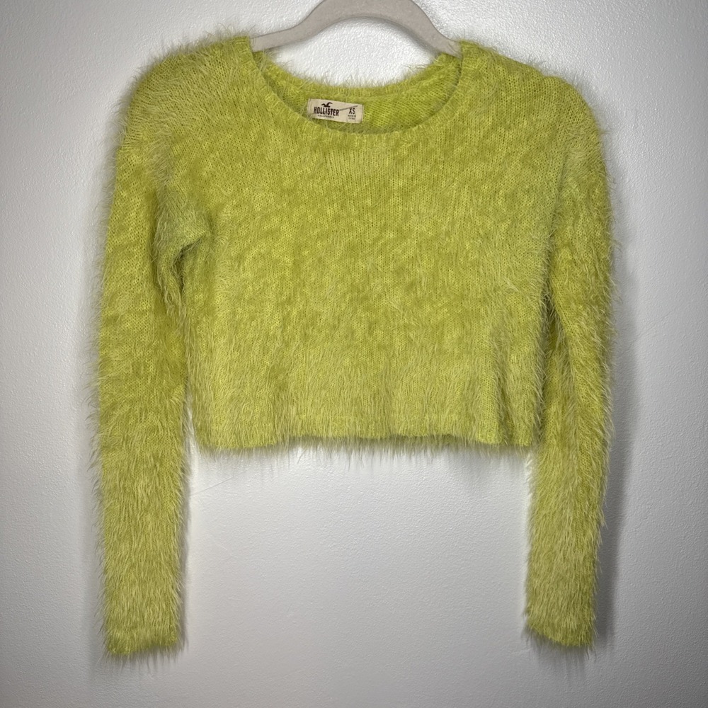 Hollister XS Fuzzy Chartreuse Neon Green Eyelash Knit Cropped Crewneck‎ Sweater